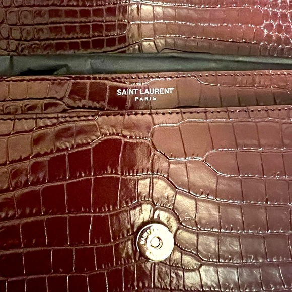 Saint Laurent YSL Burgundy Croc Medium Sunset Leather Bag - Picture 11 of 12